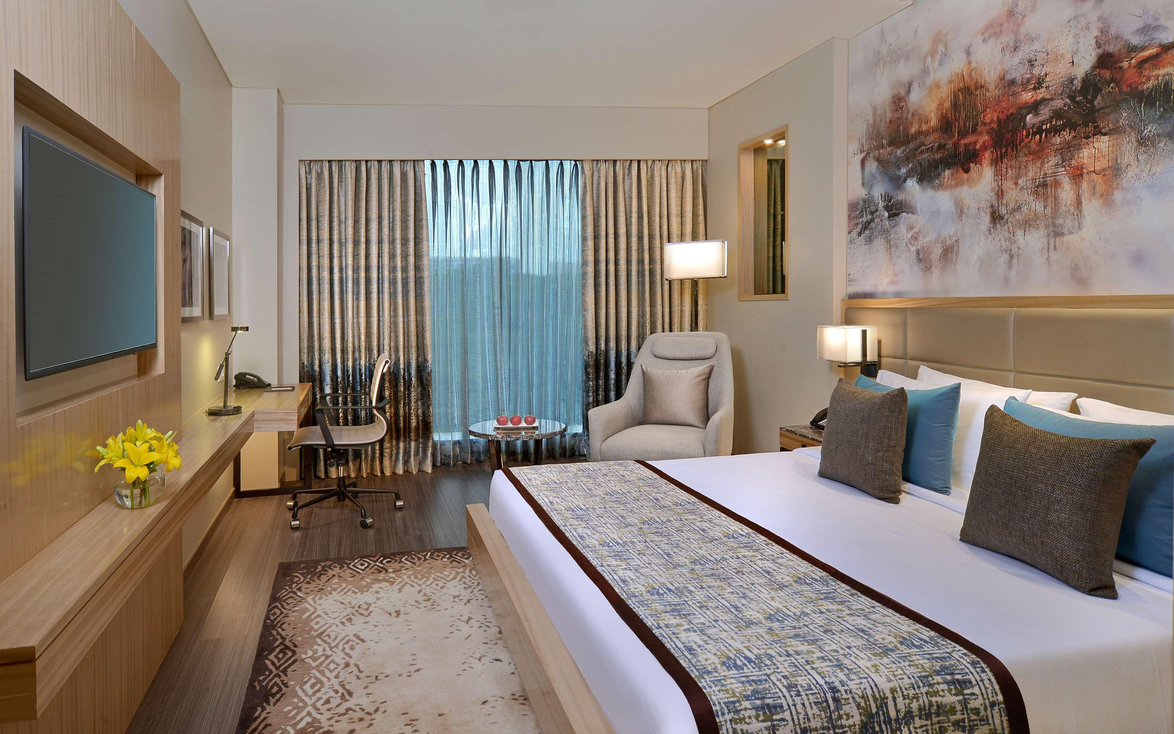 Radisson Mumbai Andheri Midc Dış mekan fotoğraf Deluxe Room