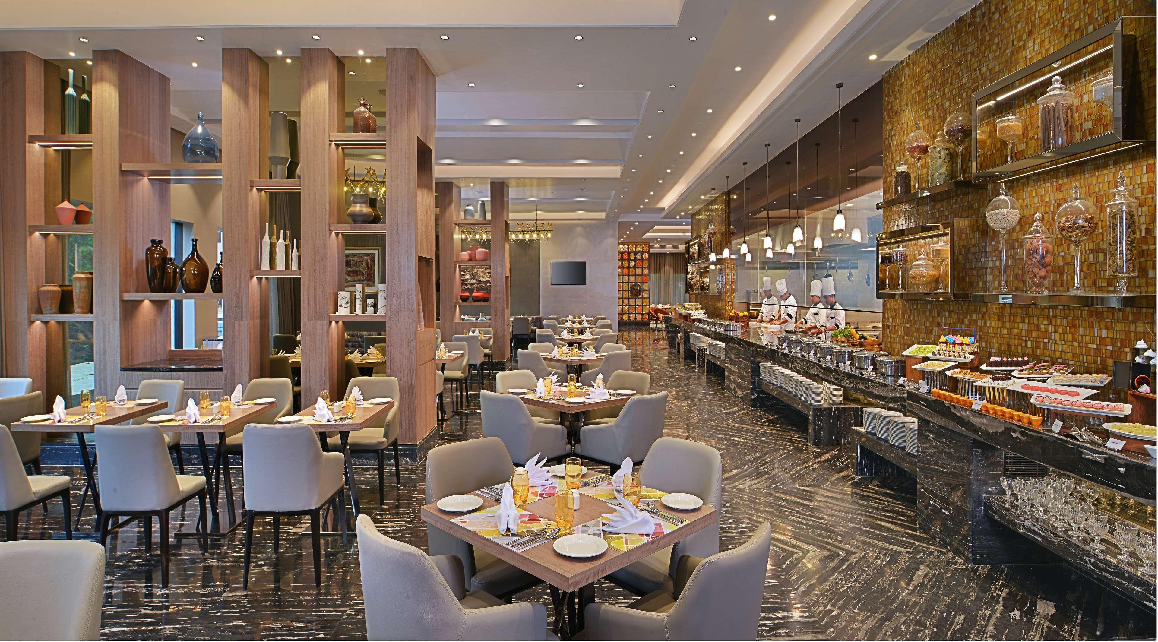 Radisson Mumbai Andheri Midc Dış mekan fotoğraf The Grand
