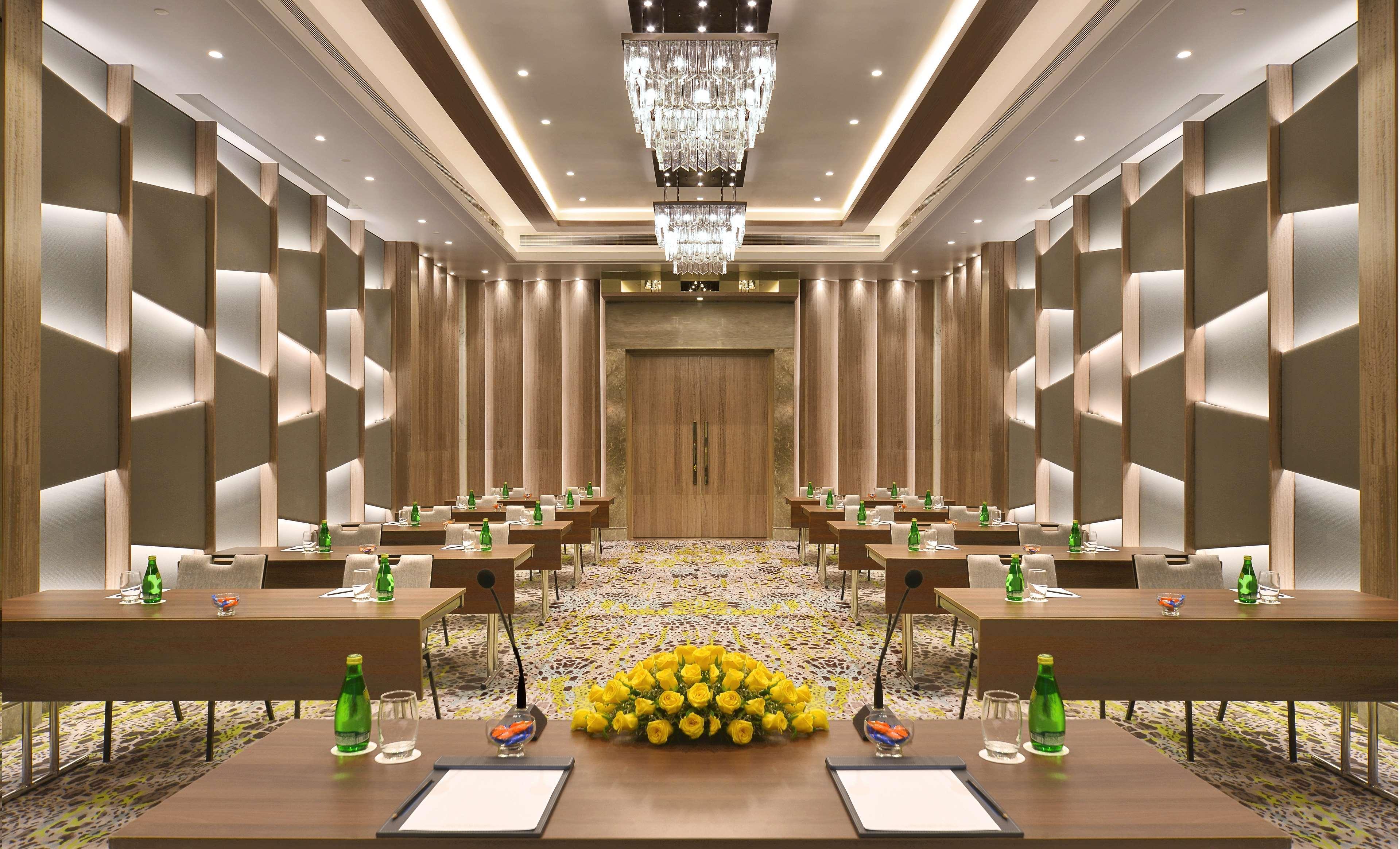 Radisson Mumbai Andheri Midc Dış mekan fotoğraf Meeting room